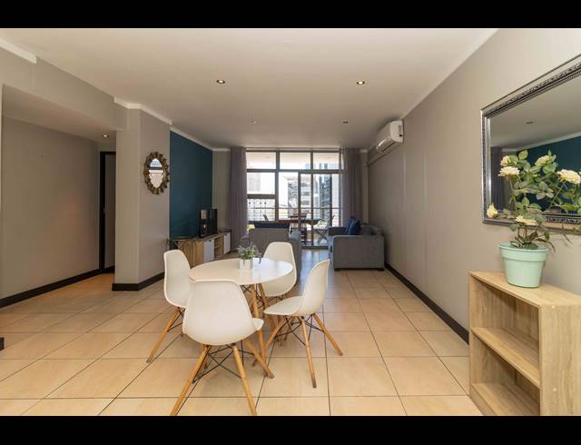 2 BEDROOM APARTMENT FOR SALE IN CAPE TOWN CITY CENTRE